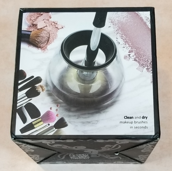 BNIB Automatic Makeup Brush Cleaner - Picture 1 of 6